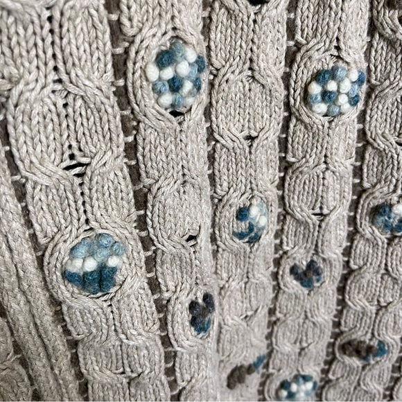 Woolrich Beige Blue Patterned Zip-Up Sweater Vest felted wool flowers sz L - Picture 5 of 7